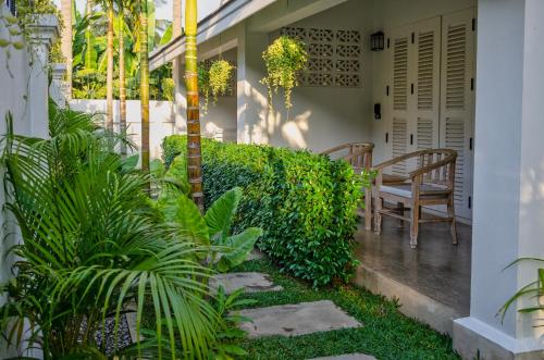 Chic stay HANA Boutique hotel