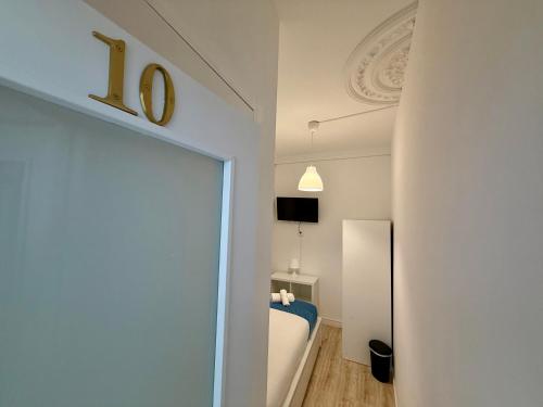Travelers House 2