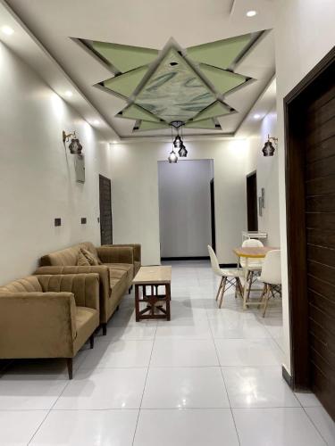 Nursery Inn in Karachi