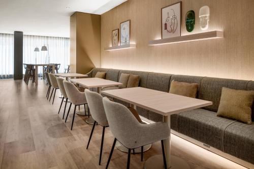 AC Hotel Tarragona - image 4