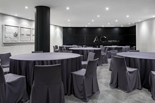 AC Hotel Burgos - image 5