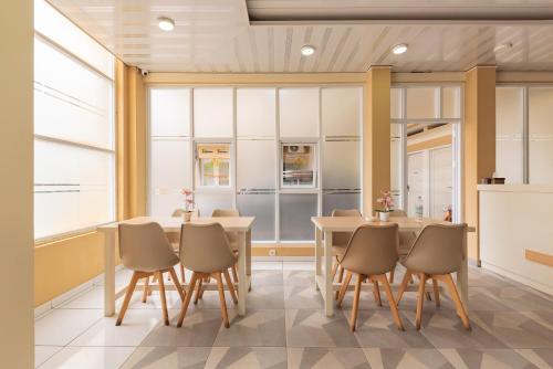 Előcsarnok, Urbanview Syariah Utami Inn Garut by RedDoorz in Garut