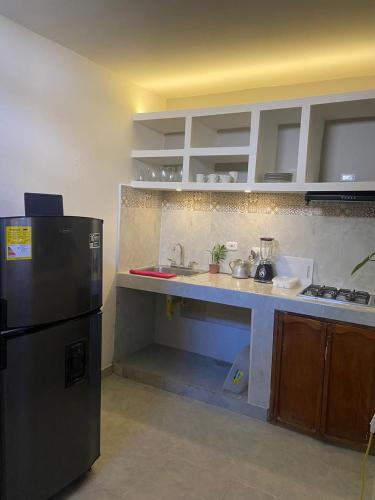 Kitchen, Casa alojamiento entero - cerca al castillo san Felipe in Pie De Popa
