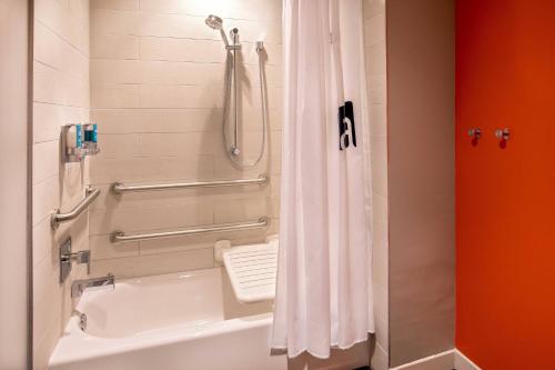 Aloft Alpharetta - image 9
