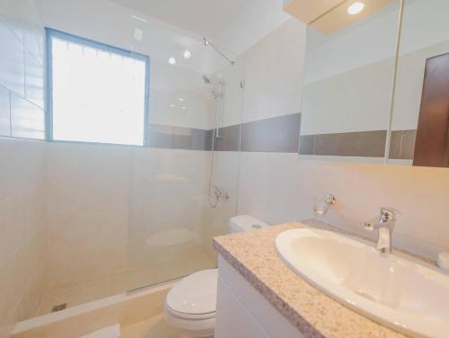 7br Massive Villa In Sosa - 2mins From Nightlife - image 2