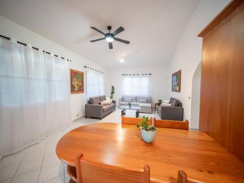 Apartment image 5