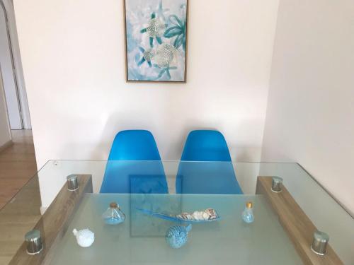 Adelos Maisonette Near Vouliagmeni Beach - image 2