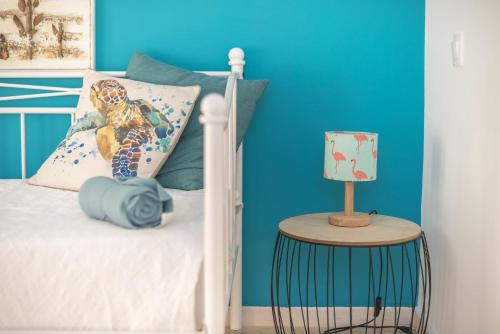 Adelos Maisonette Near Vouliagmeni Beach - image 10