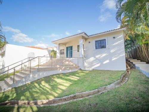 Villa image 6