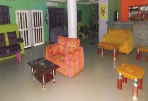 Sheriffyt Royale Hotel - Business Suite in Ikorodu