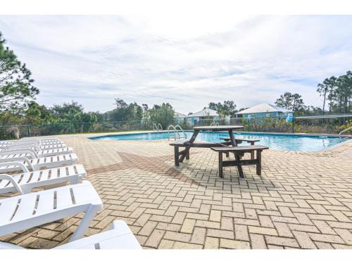 Holiday Home image 9