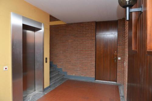 Apartment image 10