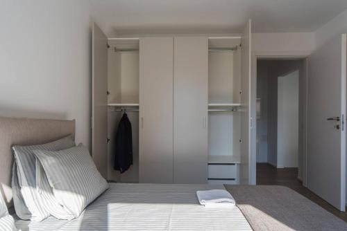Apartment image 9