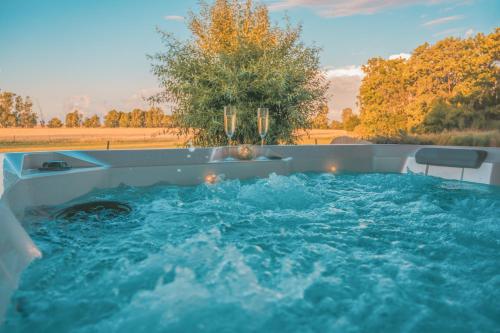 Hot tub, Relax Bungalow Strandperle in Klausdorf