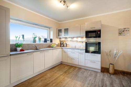 Kitchen, Wellness - Ferienhaus Ostkuste in Klausdorf