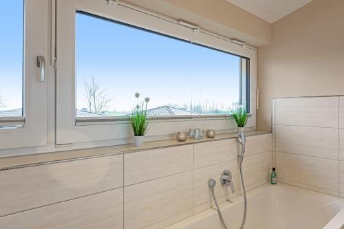 Bathroom, Wellness - Ferienhaus Ostkuste in Klausdorf