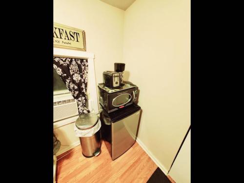 Fall Room 3min From Yale, And Other Colleges