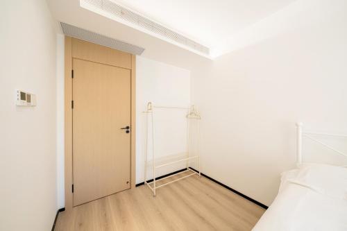 Huili Garden, 3brs High-end Design, Shanghai (photo 7)