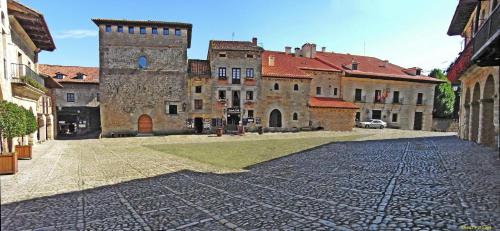 Apartamentos Santillana del Mar - image 8