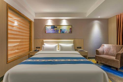 Deluxe Double Room image 1