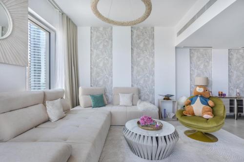 Ultra-Luxury 2BR at La Vie Iconic Sea Views, Dubai (photo 11)