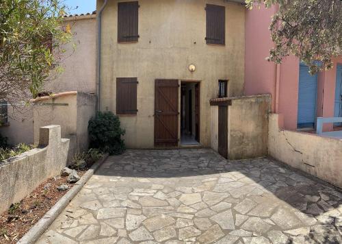 SP330-027 Maison SAINT PIERRE LA MER - image 4