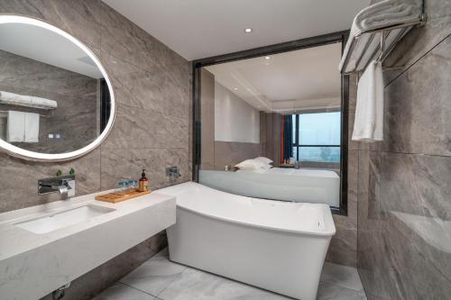 Hidden Foam Hotel Chenzhou Dongjiang Lake Branch Hidden Foam Hotel Chenzhou Dongjiang Lake Branch