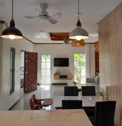 3BR Villa near Laguna beach