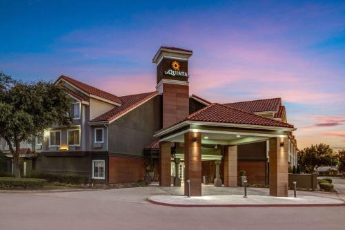 La Quinta by Wyndham Dallas DFW Airport North in Irving, USA