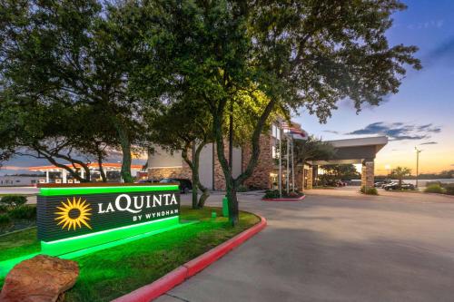Foto - La Quinta by Wyndham Rockport - Fulton