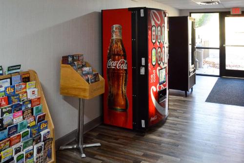 Clarion Inn near Lookout Mountain - image 11