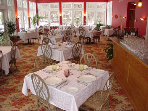 Garth Woodside Mansion Bed and Breakfast - 연회장