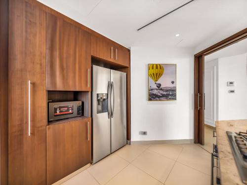 Stunning 2BR-Burj View -connected to Dubai Mall, Dubái (foto 5)