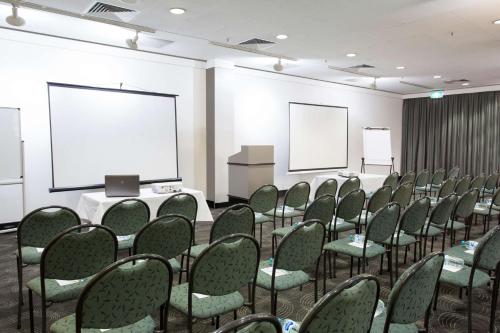 Metro Aspire Hotel Sydney - image 7