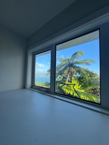 Karaka Bays in มิรามาร์