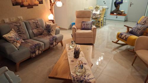 Wiseorg luxury apartment in Acre