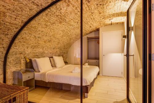 Luxurious renovated apartment in Utrecht City center with view on the old canal, Utrecht (photo 10)