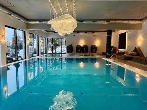 Peldbaseins, Shypit Spa&Resort in Podobovets'