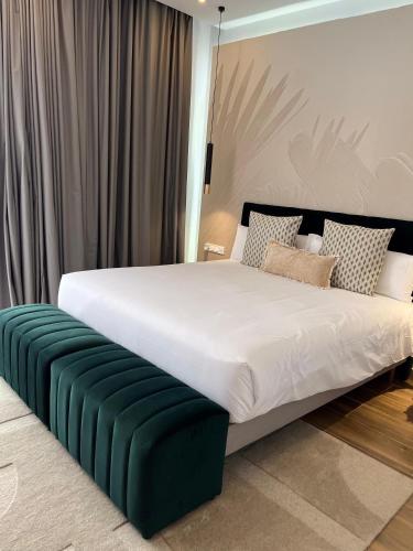. Hotel Caleyma