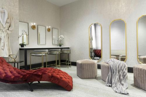 The Warrior Hotel Autograph Collection - image 7