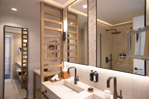 Royal Riviera - image 7