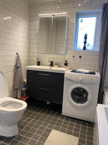 Charmig villa med 3 sovrum i Ljungaverk