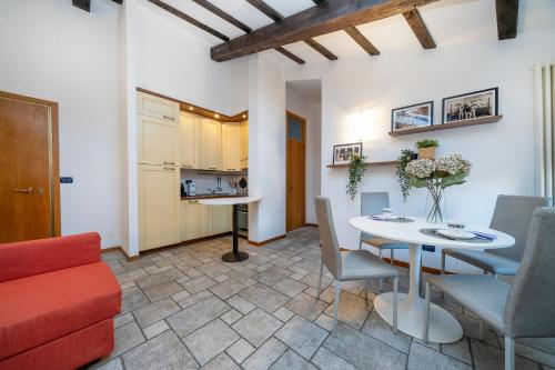 Historic Elegance - Apt in the Heart of Udine, Udine (fotografie 8)