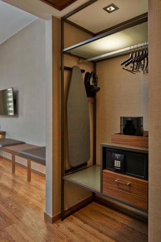 AC Hotel by Marriott Minneapolis Downtown