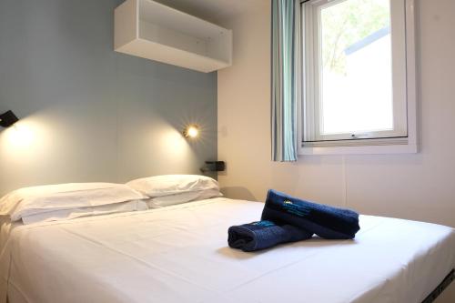 Mobile Home image 6