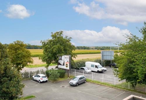 B&B Hôtel Goussainville CDG - image 10