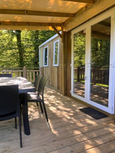 3 bedrooms, 6 beds