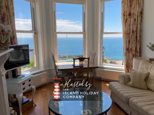 No 1 Alexandra Gardens, Flat 2, Ventnor