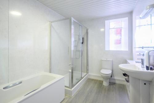 Bournemouth Sands Hotel - image 2