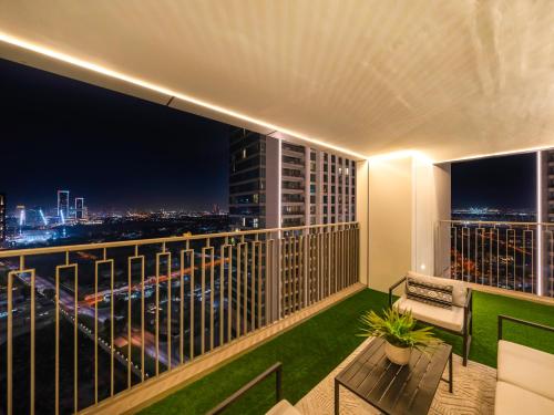 Lux 3BR maid with Burj View Dubai Mall connect, Dubai (photo 4)